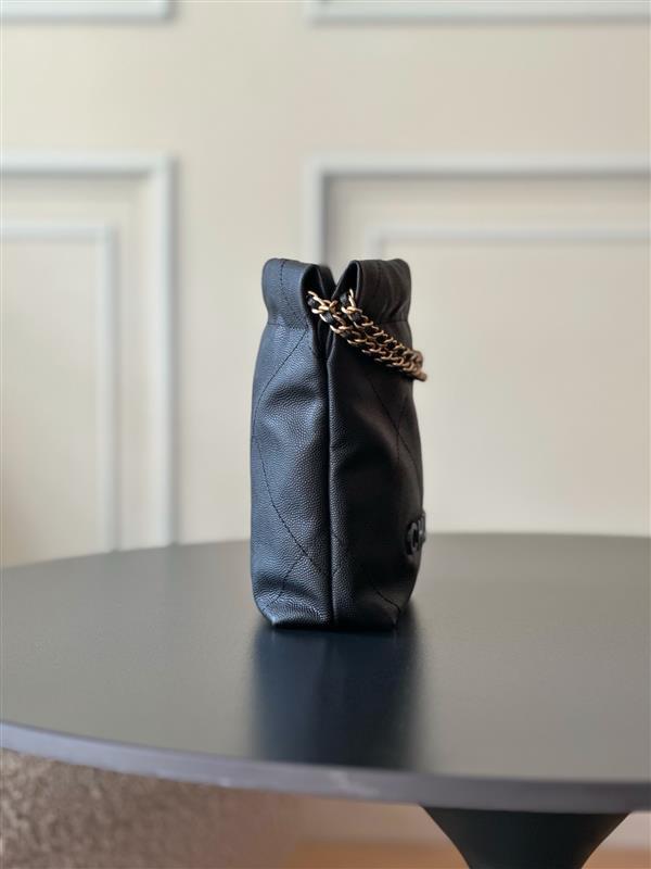 2026127215210830 600